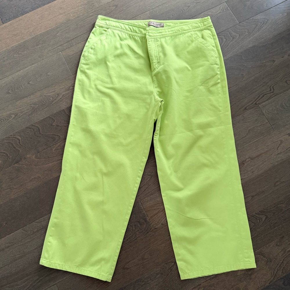 Women's Bright Lime Color Classic Capris